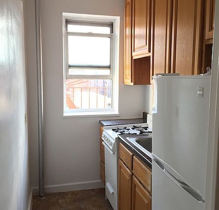 2nd image of 10825 72nd Ave #6L