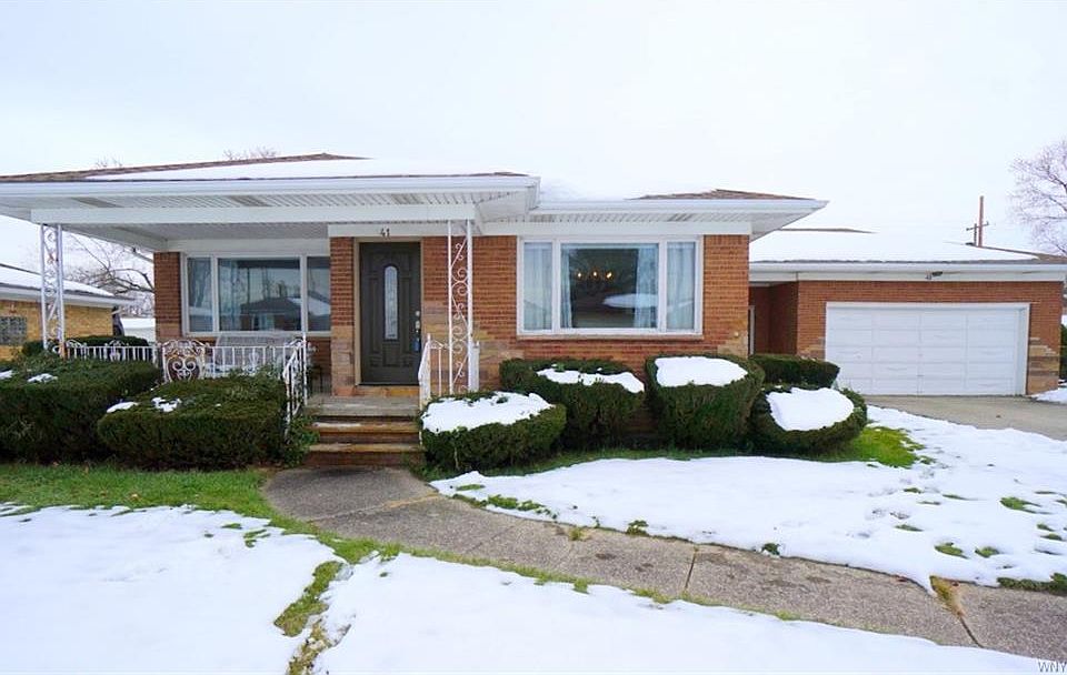 1st image of 41 Ceil Dr
