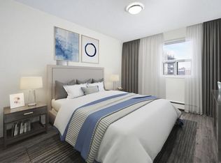 250 Roehampton Avenue, Toronto, ON M4P 1R9