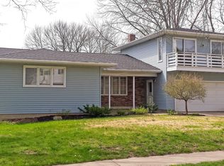 712 Easton Ave, Waterloo, IA 50702