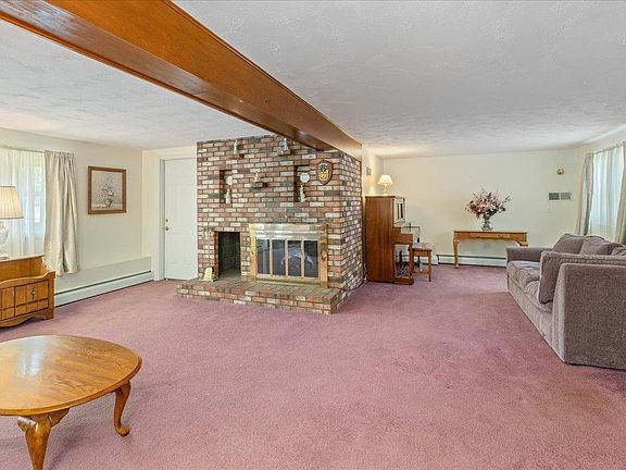 3rd image of 7 Wayne Street