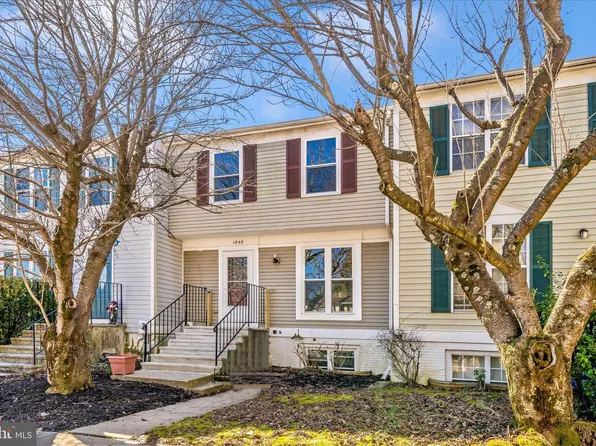 1848 Murdock Ct, Frederick, MD 21702