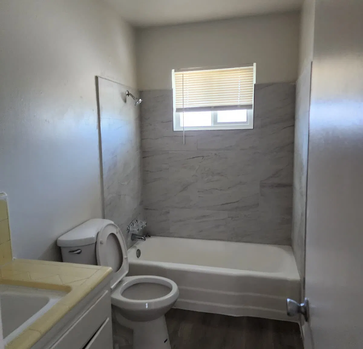 1 bed, $1,100 — Photo 4