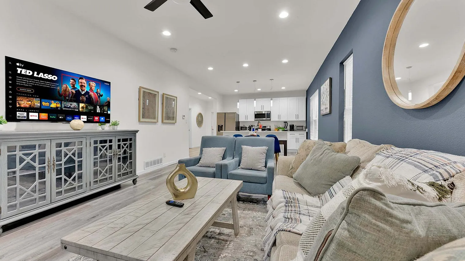 3 bed, 2.0 bath, $5,825 — Photo 1