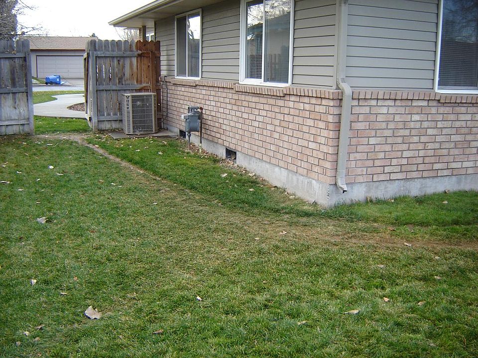2nd image of 230 Crestview Dr
