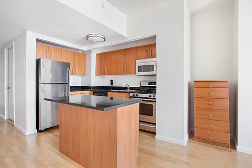 20 West St Photo 1