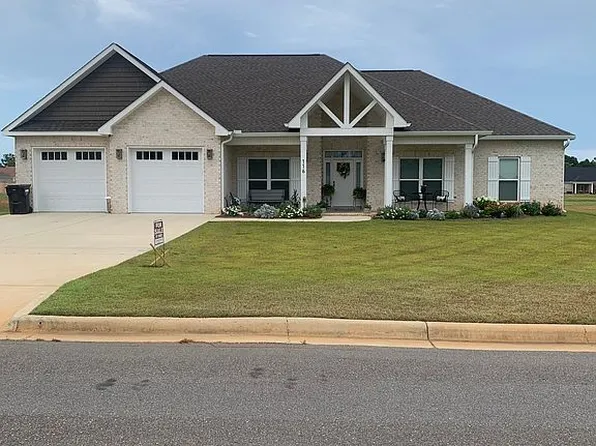 116 Heritage Way, Headland, AL 36345