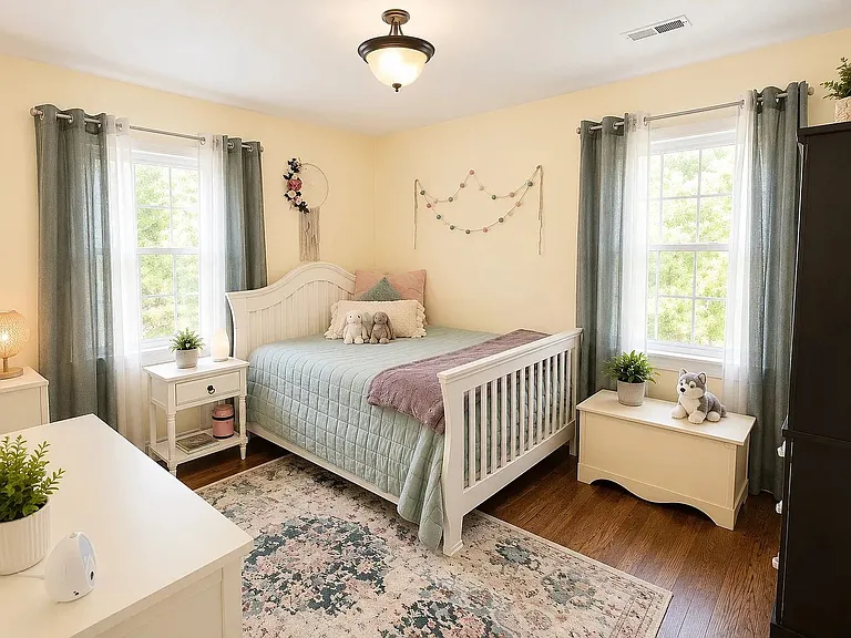 703 Oak Creek Rd — Photo 8
