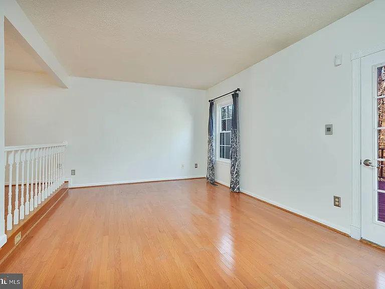 9575 Donnan Castle Ct — Photo 17