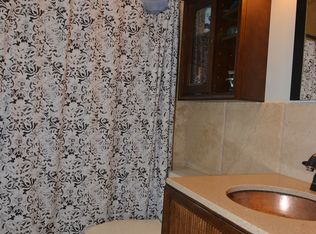 517 N Jefferson St, Raymore, MO 64083