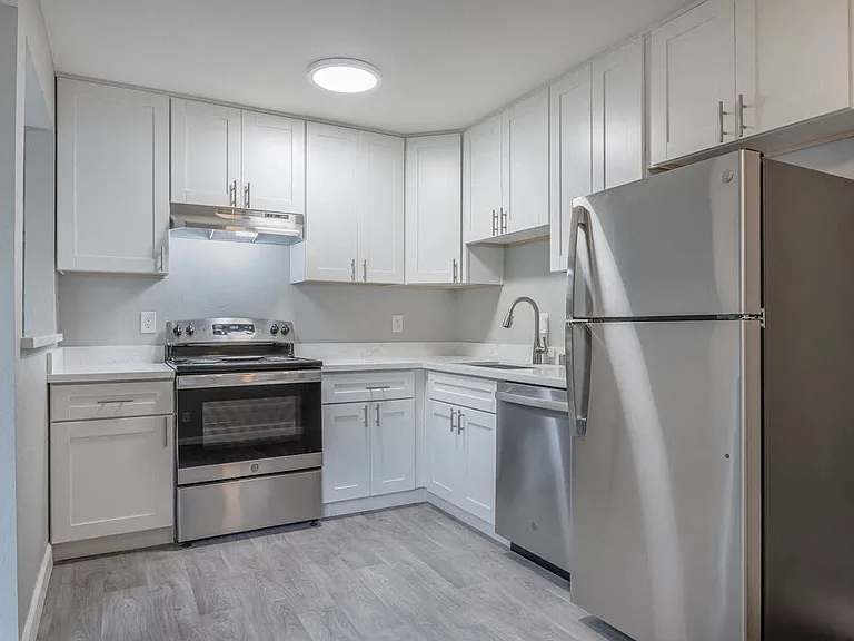 Danville Park Apartments — Photo 24