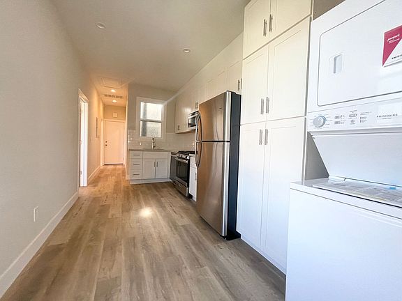 3rd image of 235 Cortland Ave #235