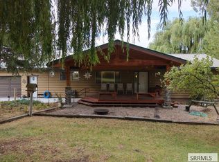 1015 Lemhi Rd, Salmon, ID 83467