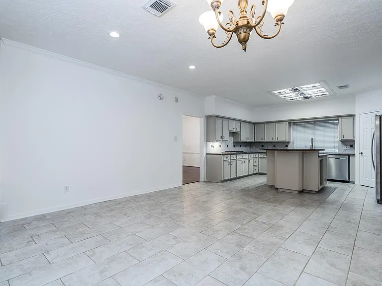 14207 Vista Mar Cir — Photo 42