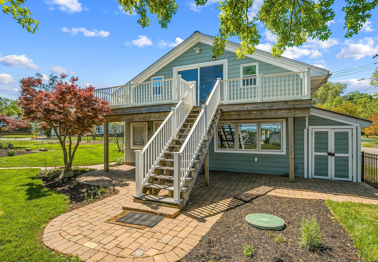 1 bed, 1.5 bath, 750 sqft, $2,600 — Photo 1
