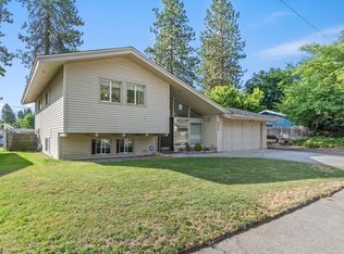 8006 N Country Homes Blvd, Spokane, WA 99208