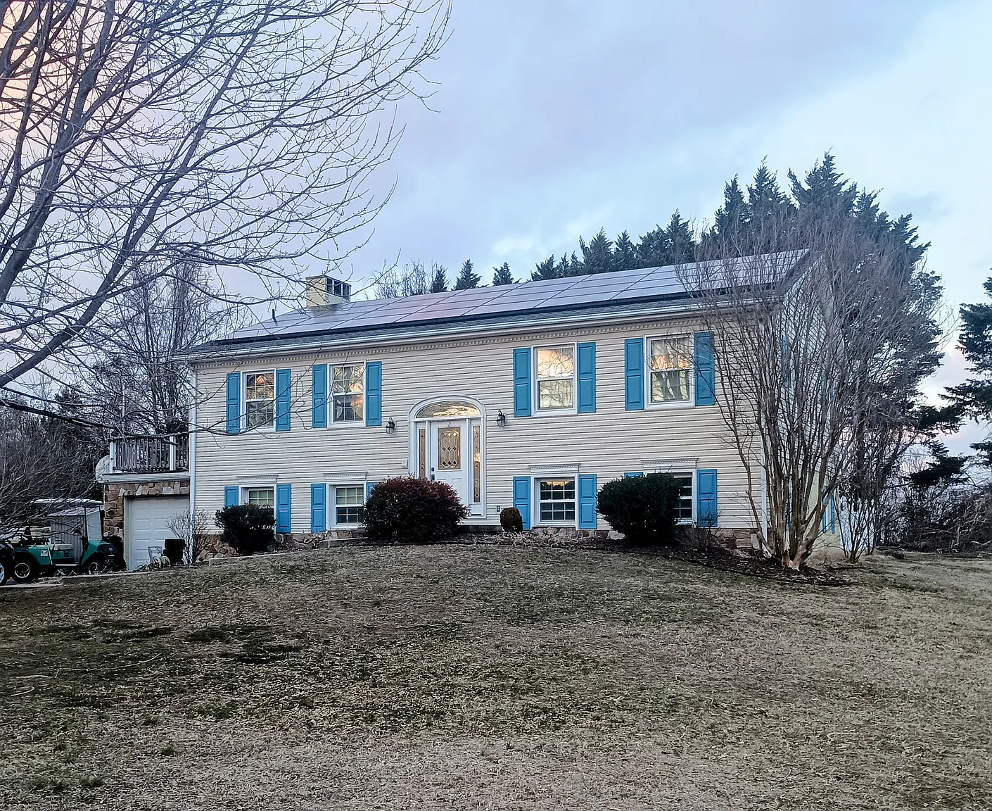 4077 Waterview Dr photo 1