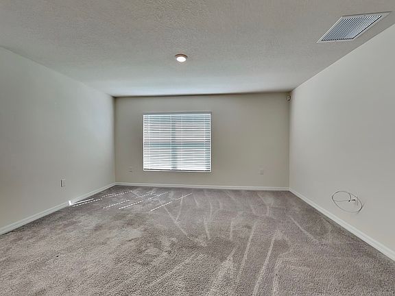4th image of 749 SE 64th Ter