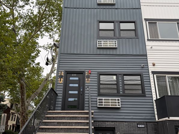 233 Palisade Ave Floor 2