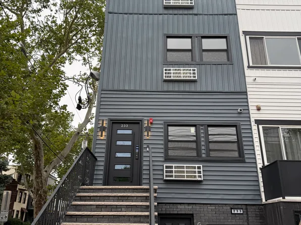 233 Palisade Ave Floor 2, Jersey City, NJ 07306