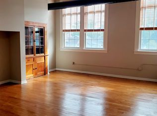 200-311 S Court St #200, Crown Pt, IN 46307
