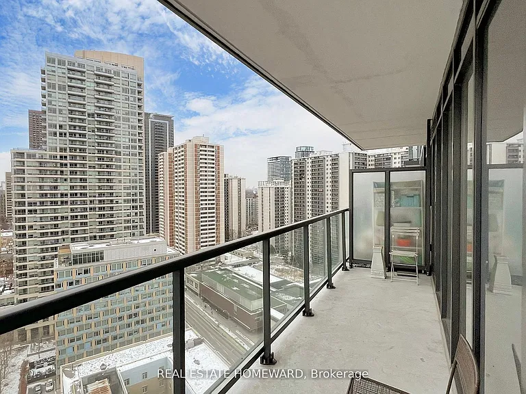 159 Wellesley St E #1809 — Photo 19
