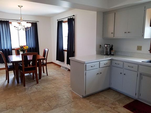 3rd image of 4631 N 101st St