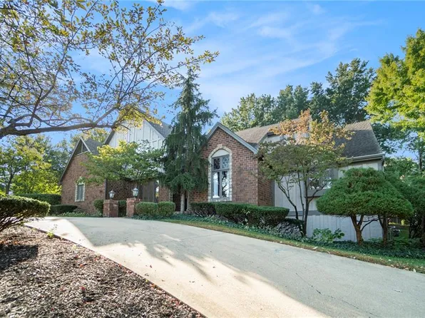 4101 W 124th St, Leawood, KS 66209