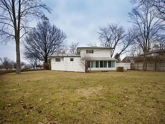 2nd image of 5565 Satinwood Dr