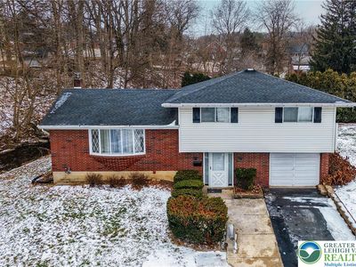 209 N Fairview St, Nazareth, PA, 18064