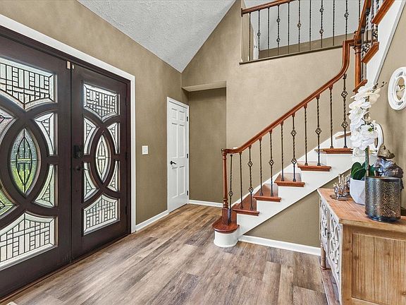 3rd image of 3656 Grenoble Ct