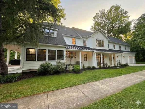 101 W Oak Ave, Moorestown, NJ 08057