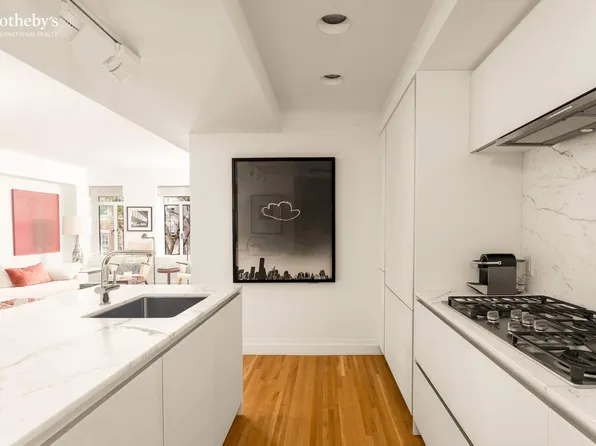 737 Park Avenue image 9 of 15