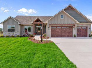 2110 Highland WAY, Sturtevant, WI 53177