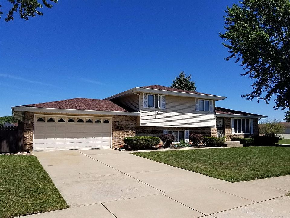 1st image of 2707 Harvest Dr
