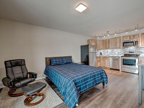 4th image of 1133 Straight Creek Dr #108