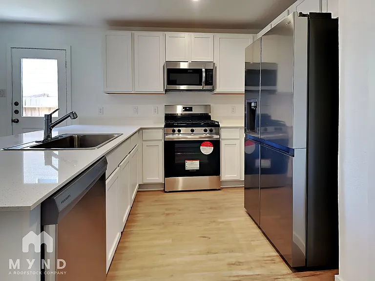18559 Cepagatti Dr — Photo 7