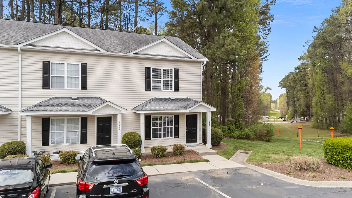 Building Photo - 120 Licorice Dr