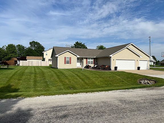 2nd image of 204 Wilsey Ln