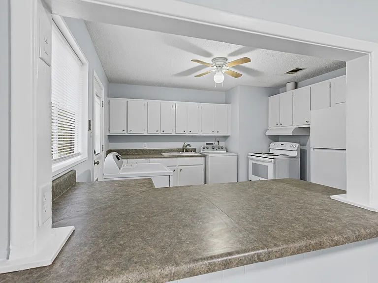 4161 Rebecca Rd — Photo 11