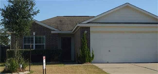 1st image of 3927 Hollow Cove Ln
