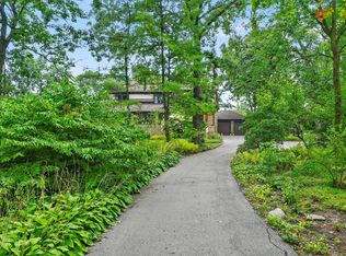 405 Deerfield Rd, Deerfield, IL 60015