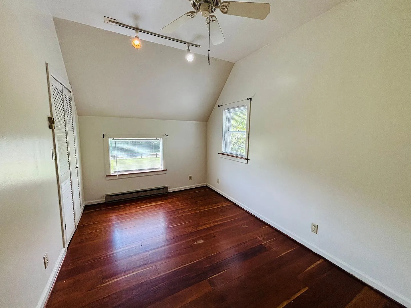 3 Bedroom 2 Bathroom house — Photo 4