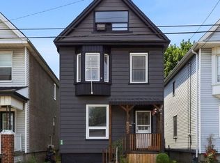 522 Cannon St E, Hamilton, ON L8L 2E8