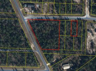 20-21 Trout Dr, Defuniak Springs, FL 32433