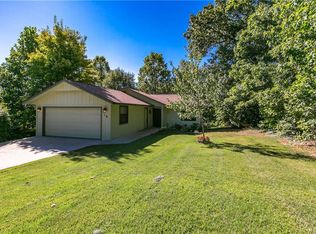 18 Ila Ln, Rogers, AR 72714