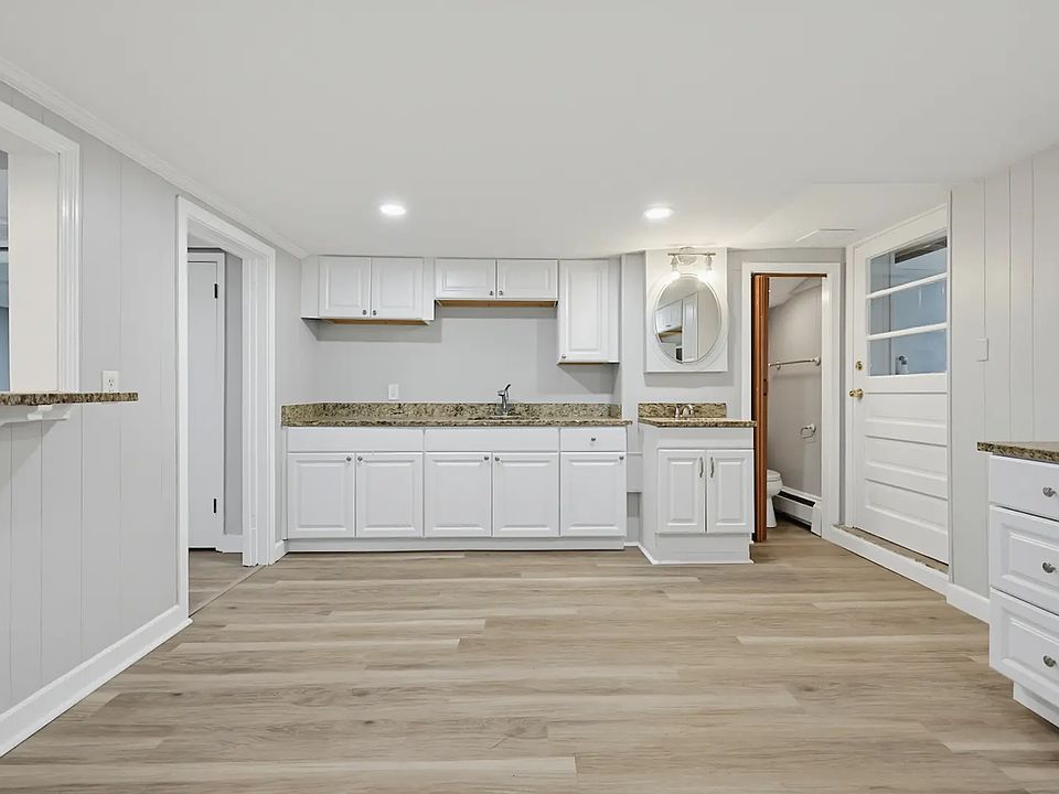 1st image of 74 Viscoloid Ave Floor Basement