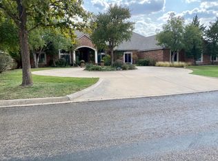 15 W Lakeshore Dr, Ransom Canyon, TX 79366