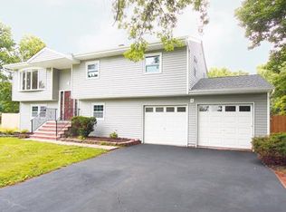 17 May Ct, Piscataway, NJ