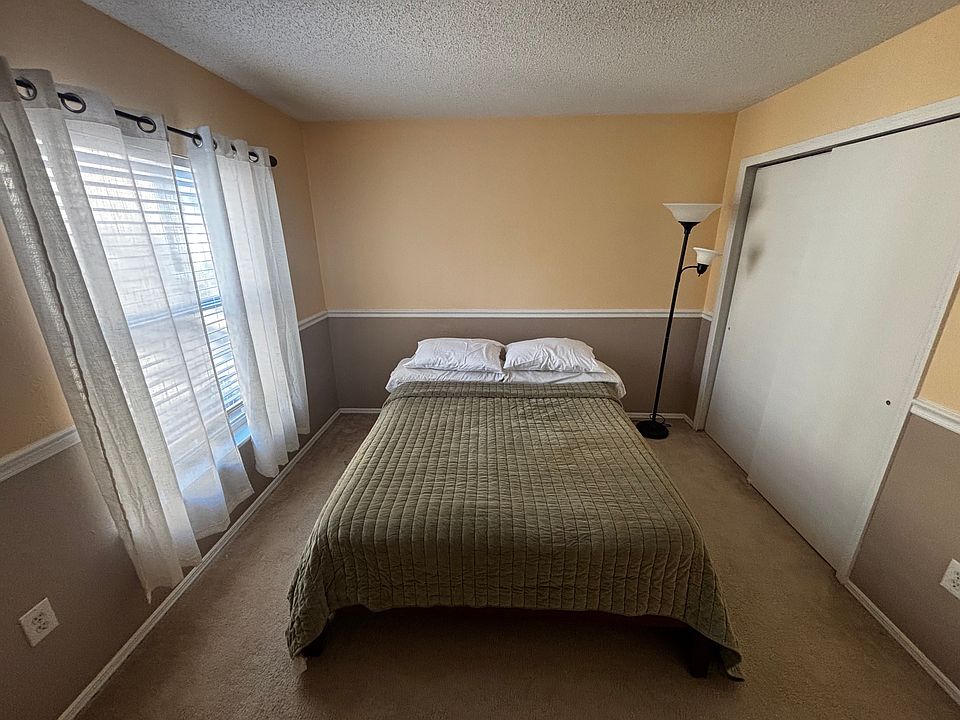 1st image of 1722 Mandavilla Dr